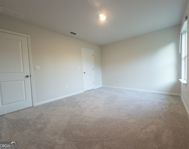 6960 Newcastle Court - Photo Thumbnail 15