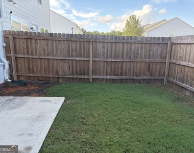 2486 Honey Way - Photo Thumbnail 12