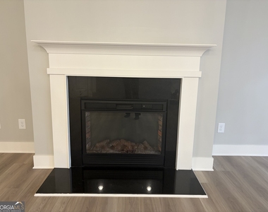 2486 Honey Way - Photo Thumbnail 11
