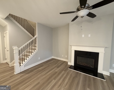 2486 Honey Way - Photo Thumbnail 15
