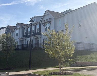 2486 Honey Way - Photo Thumbnail 34