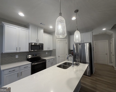2486 Honey Way - Photo Thumbnail 8