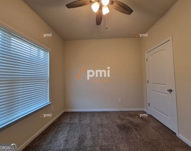 2 Longleaf Circle - Photo Thumbnail 7