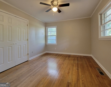 117 Martha Street - Photo Thumbnail 6