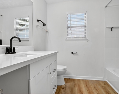 1308 Gates Circle - Photo Thumbnail 22