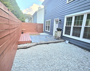 1308 Gates Circle - Photo Thumbnail 37