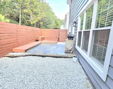 1308 Gates Circle - Photo Thumbnail 38