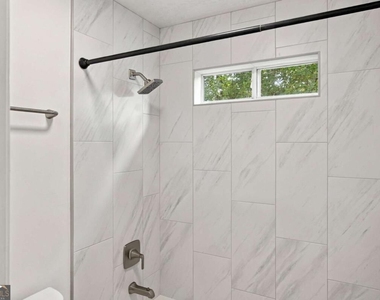 2280 Orleans Avenue - Photo Thumbnail 36