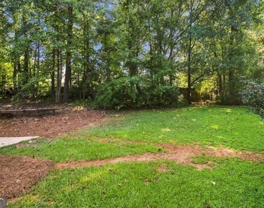 2280 Orleans Avenue - Photo Thumbnail 45