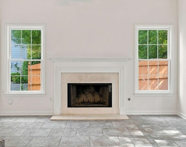 2280 Orleans Avenue - Photo Thumbnail 19