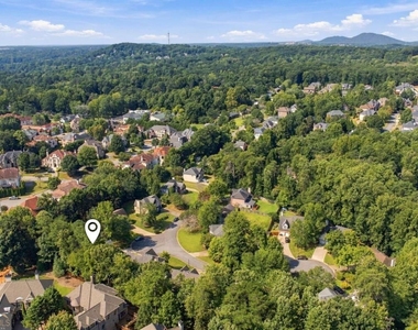 2280 Orleans Avenue - Photo Thumbnail 54