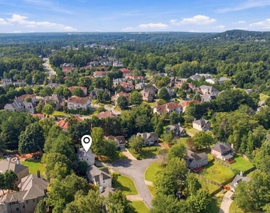 2280 Orleans Avenue - Photo Thumbnail 55