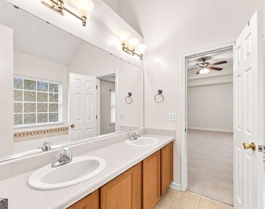 3451 Leisure Lane - Photo Thumbnail 15