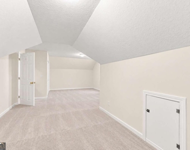 3451 Leisure Lane - Photo Thumbnail 23