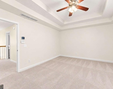 3451 Leisure Lane - Photo Thumbnail 13
