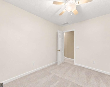 3451 Leisure Lane - Photo Thumbnail 19