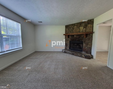 795 Farm Creek Road - Photo Thumbnail 4
