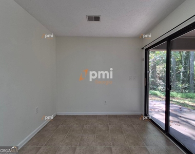 795 Farm Creek Road - Photo Thumbnail 3