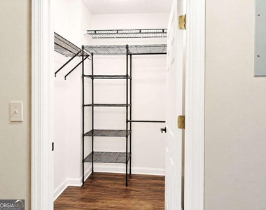 3334 Peachtree Road Ne - Photo Thumbnail 13