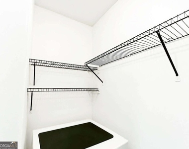 3334 Peachtree Road Ne - Photo Thumbnail 12