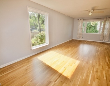 1425 Boynton Ave - Photo Thumbnail 1