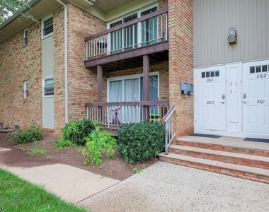 534 Andria Ave - Photo Thumbnail 5