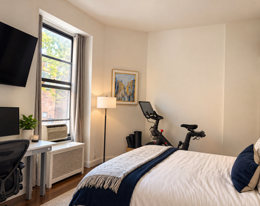 201 Clinton Street - Photo Thumbnail 7