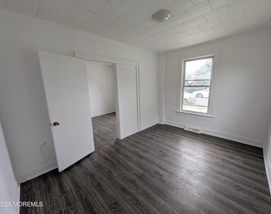 121 Kossuth Street - Photo Thumbnail 15