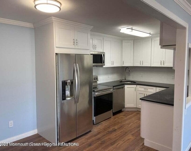 330 Shore Drive - Photo Thumbnail 1