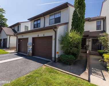 276 Longwood Drive - Photo Thumbnail 21