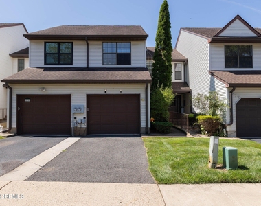 276 Longwood Drive - Photo Thumbnail 22