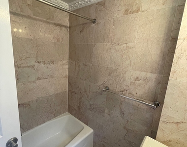 West 79 Street - Photo Thumbnail 19