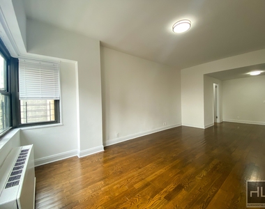 E 89 St - Photo Thumbnail 5
