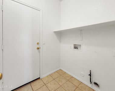 14173 W Weldon Avenue - Photo Thumbnail 11