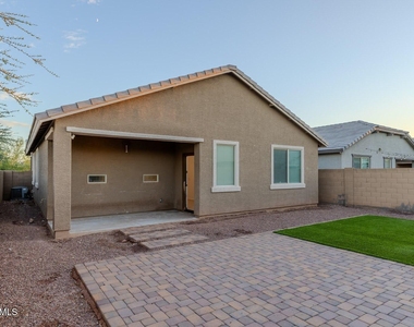 9210 W Willow Bend Lane - Photo Thumbnail 37