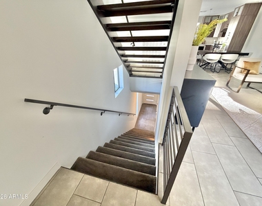 3233 N 70th Street - Photo Thumbnail 3