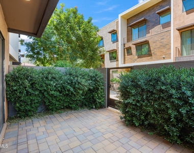 3233 N 70th Street - Photo Thumbnail 37
