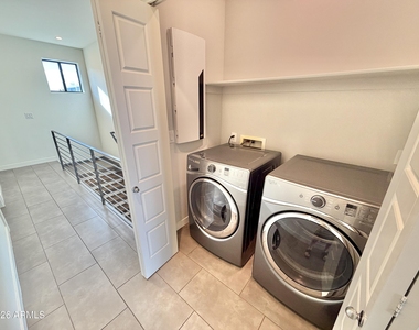 3233 N 70th Street - Photo Thumbnail 19