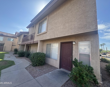 4828 W Orangewood Avenue - Photo Thumbnail 1