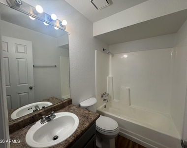 4828 W Orangewood Avenue - Photo Thumbnail 17