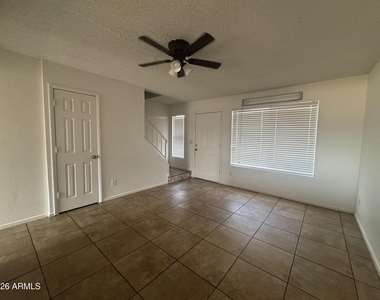 4828 W Orangewood Avenue - Photo Thumbnail 2