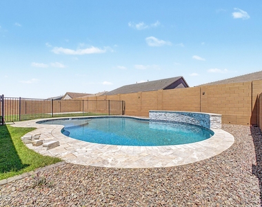 7646 W Desert Spoon Drive - Photo Thumbnail 43