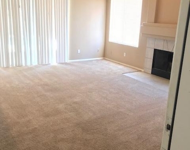 724 N Yucca Street - Photo Thumbnail 6