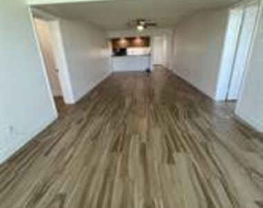 3636 Whitehall Drive - Photo Thumbnail 2