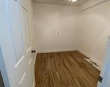 3636 Whitehall Drive - Photo Thumbnail 5