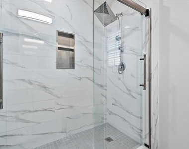 205 Palm Street - Photo Thumbnail 15