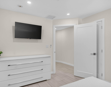 2681 Ne 16th Street - Photo Thumbnail 21