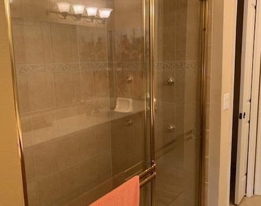 118 Evergrene Parkway - Photo Thumbnail 9