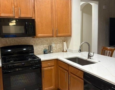 118 Evergrene Parkway - Photo Thumbnail 3