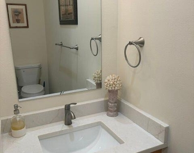 118 Evergrene Parkway - Photo Thumbnail 18